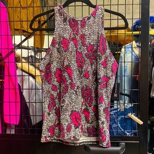 NWT! INC Floral Crinkle Sleeveless Top